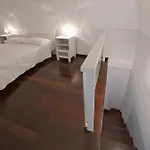 Konukevi Al Duomo 4*