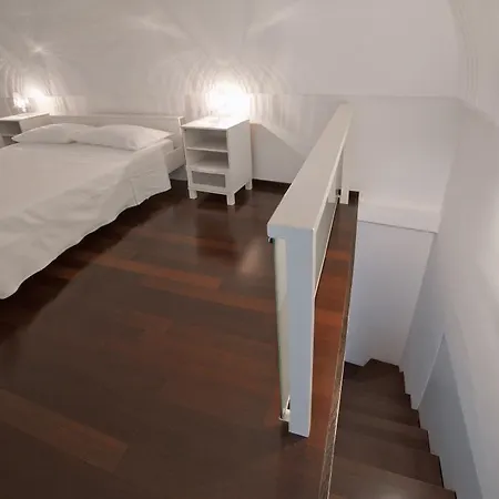 Konukevi Al Duomo 4*